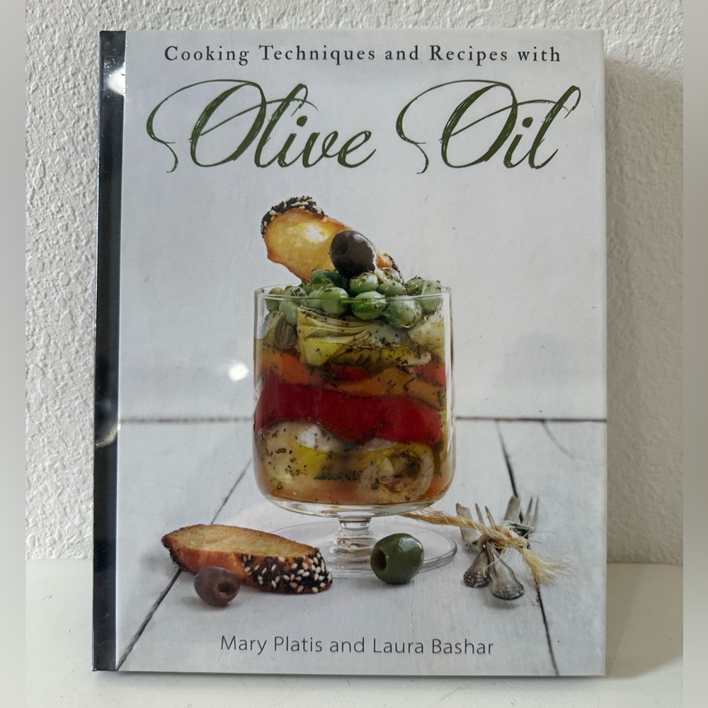 OLIVE OIL Cooking Techniques and Recipes with Olive Oil Book NWT Fully Sealed